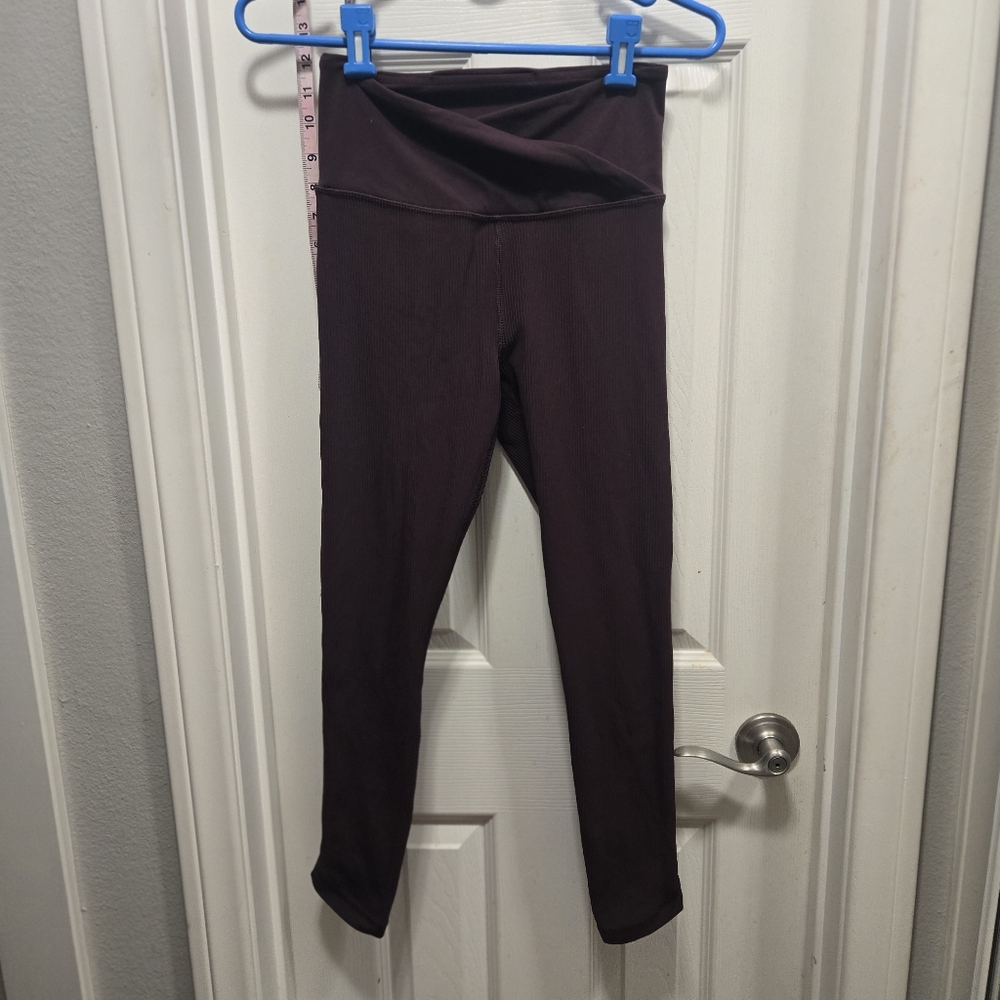 Athleta Elation Crossover Rib 7/8 Tight Spiced Cabernet Size S